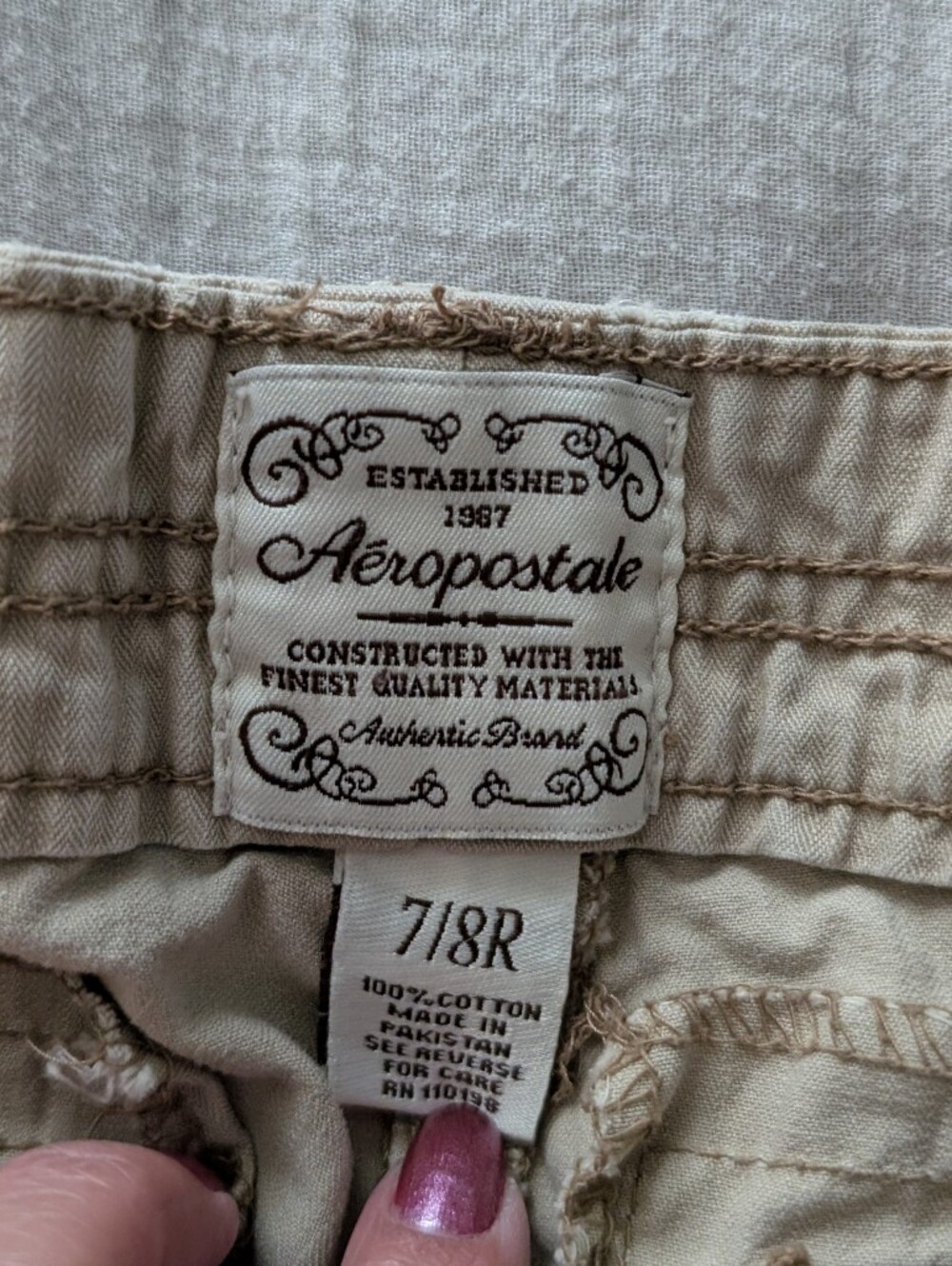 Aeropostale Women's Beige/Tan Cargo Pants - Picture 4 of 4
